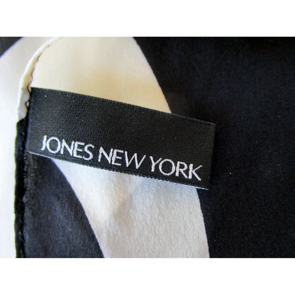 Vintage Jones New York Black and White Abstract 100% Silk Scarf 21 x 21